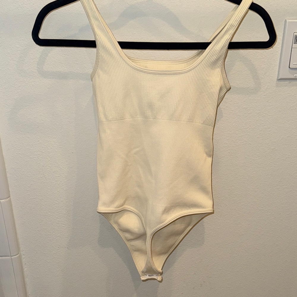 Chic Cream Ribbed Bodysuit - Picture 3 of 3